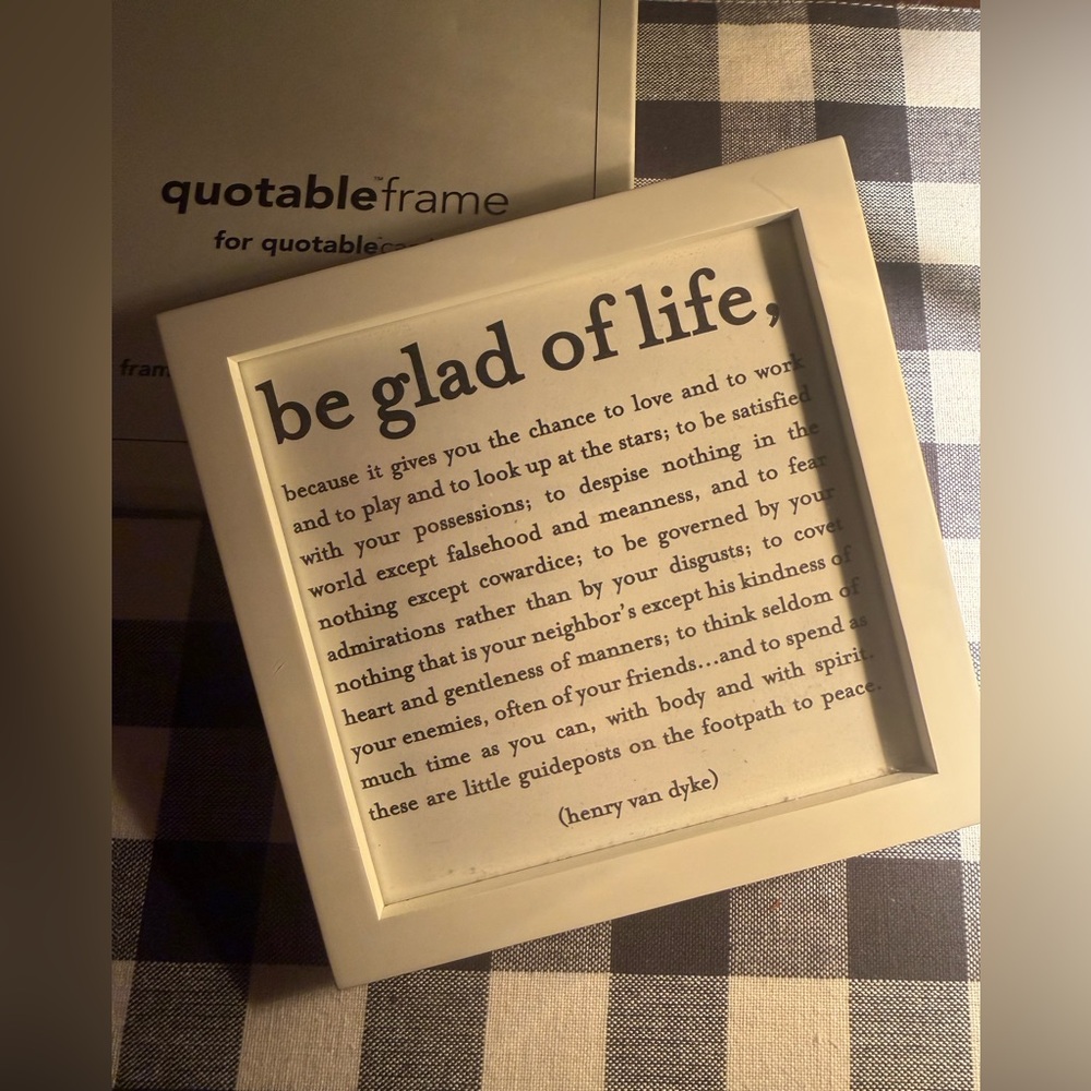 Quotable Frame